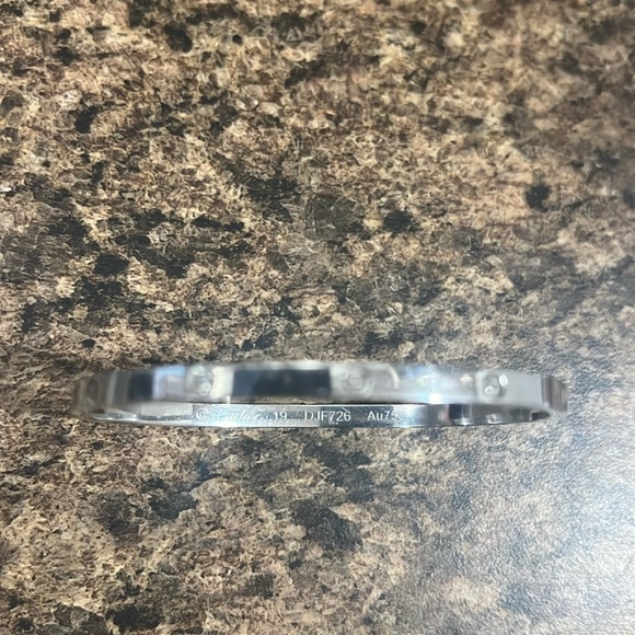 🩶 GUC Stainless Steel Thin Love Bangle Bracelet - Picture 7 of 8